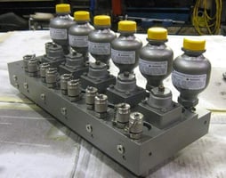 Comoso.com - Engineered Solutions - Custom Hydraulic Manifolds - SID_Manifold_1_build